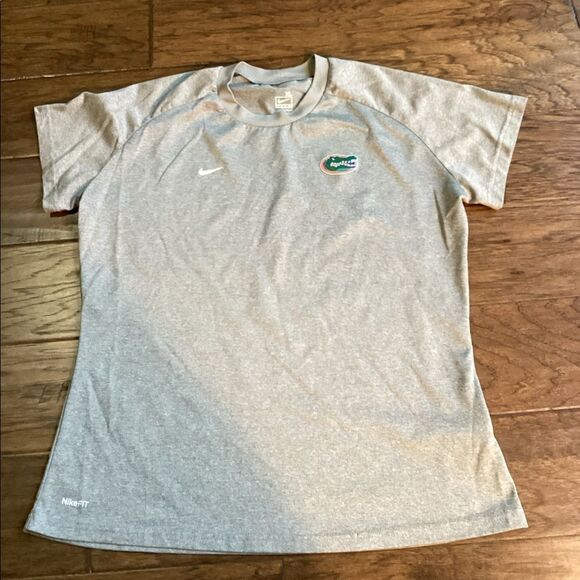 ladies Nike Florida Gators DriFit short sleeved shirt Gray XL - Picture 1 of 3